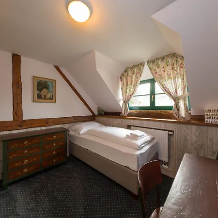 Boutique Pri Mlyne Готель 3*