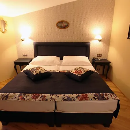 Boutique Pri Mlyne Готель 3*