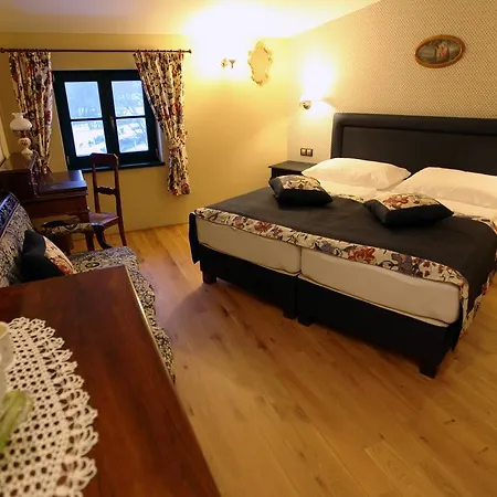 Hotel Boutique Pri Mlyne Lozorno